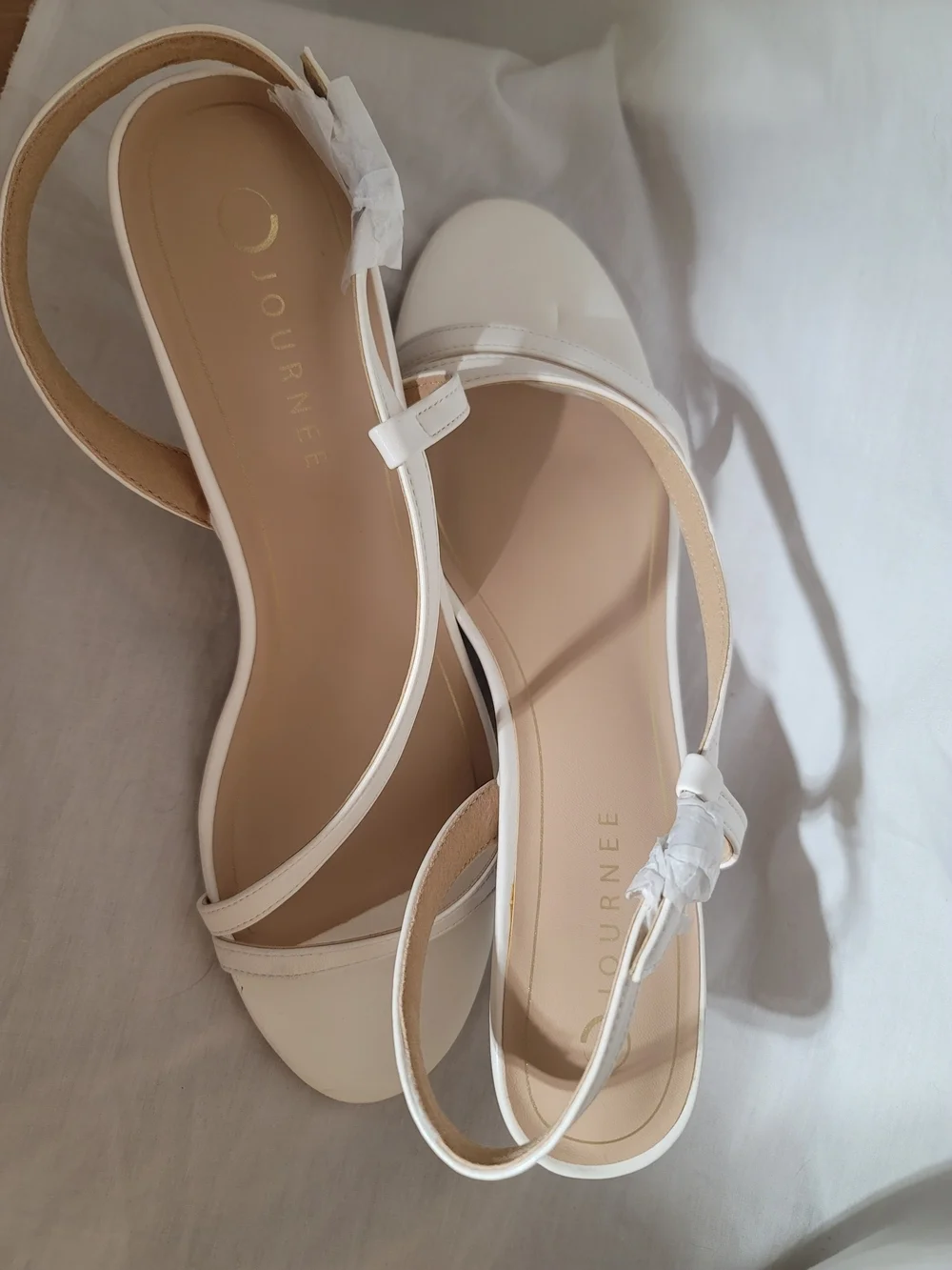 Journee Collection Jemry White Kitten Heel Sandals Size 12M NIB